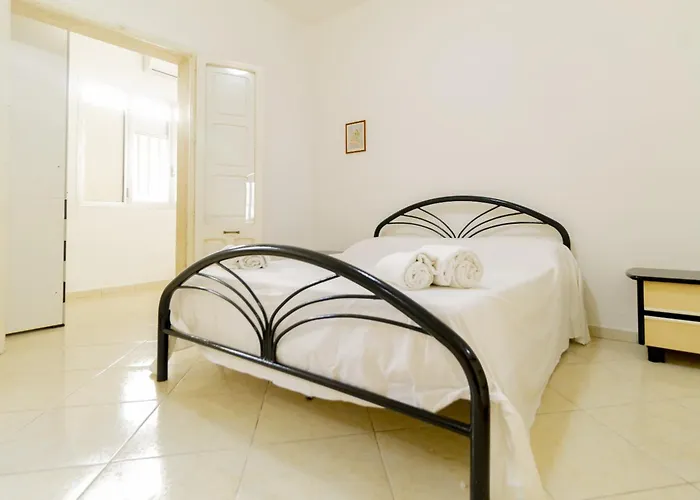 Freedom Flat -